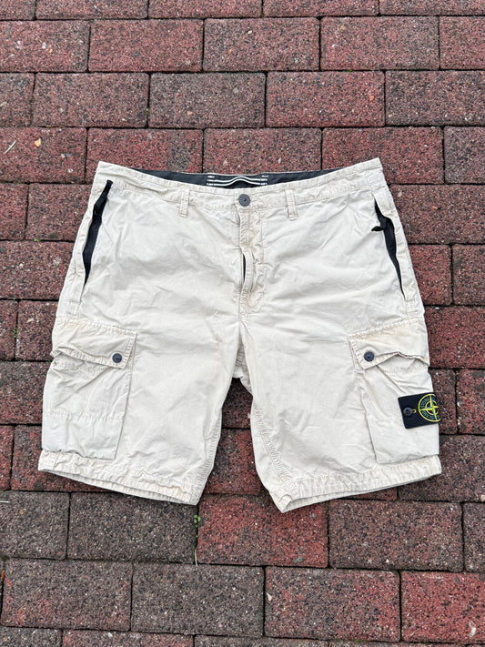Stone Island Cargo Shorts - W36