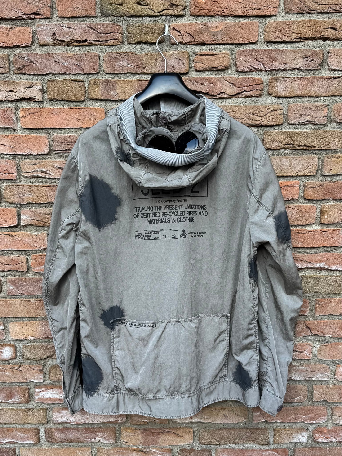 C.P. Company Eco Chrome-R Seed 2 Goggle Jacket - L