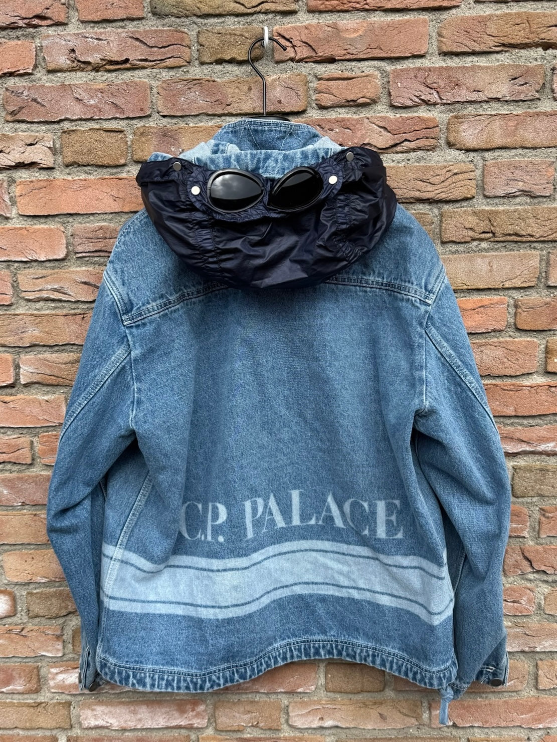 C.P. Company x Palace Denim Goggle Jacket - L