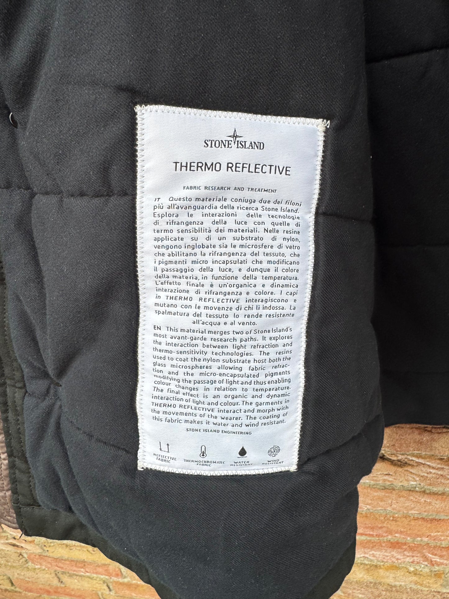 Stone Island Thermo Reflective Jacket - L