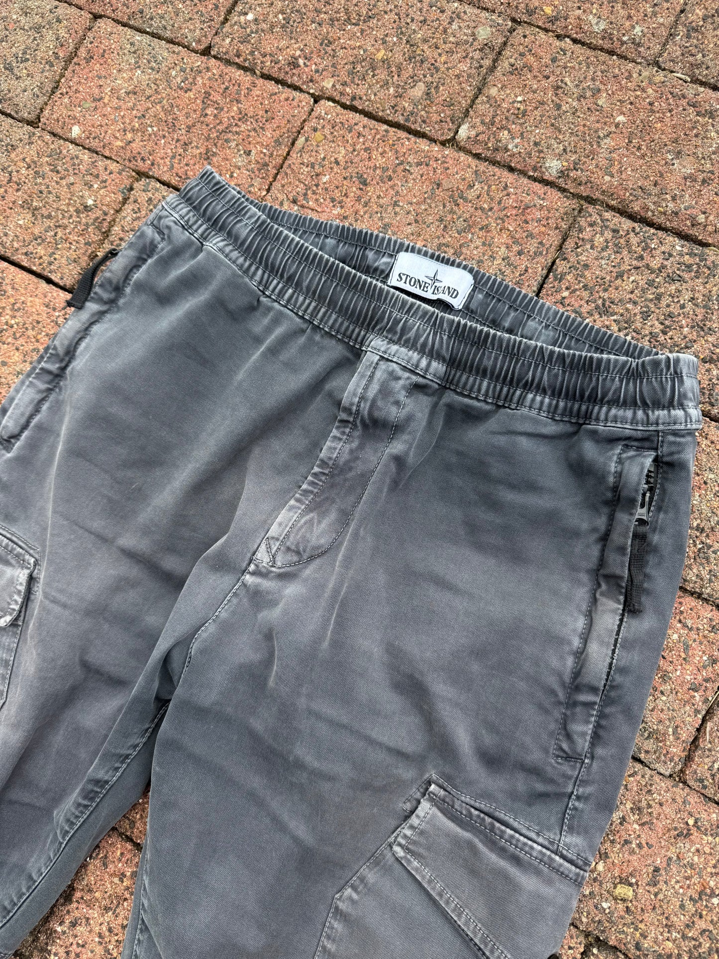 Stone Island Cargos - W30