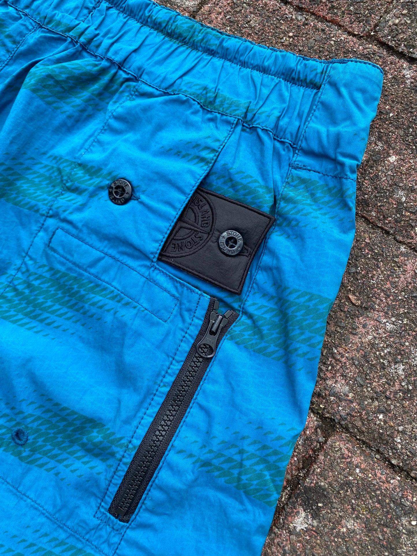 Stone Island Shadow Project Shorts - L