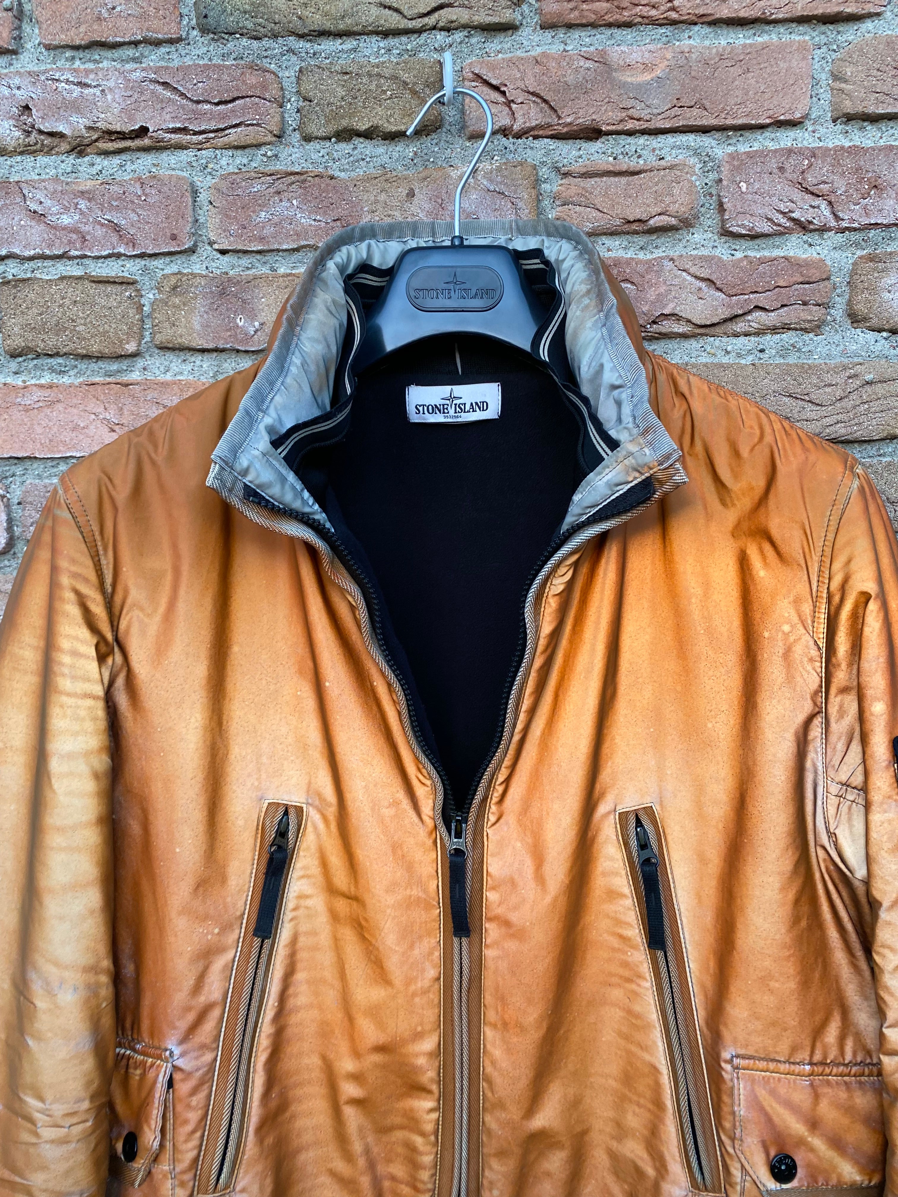 Stone Island Liquid Reflective Jacke - L – ebding