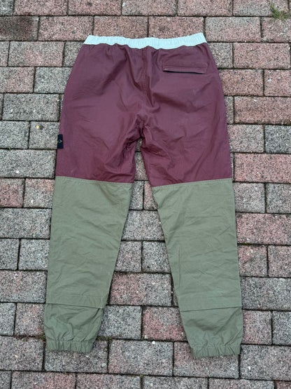 Stone Island Tela Placcata Bicolore Trousers - W33