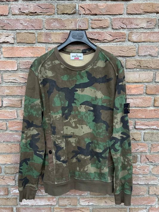 Stone Island x Supreme Camo Sweatshirt - L