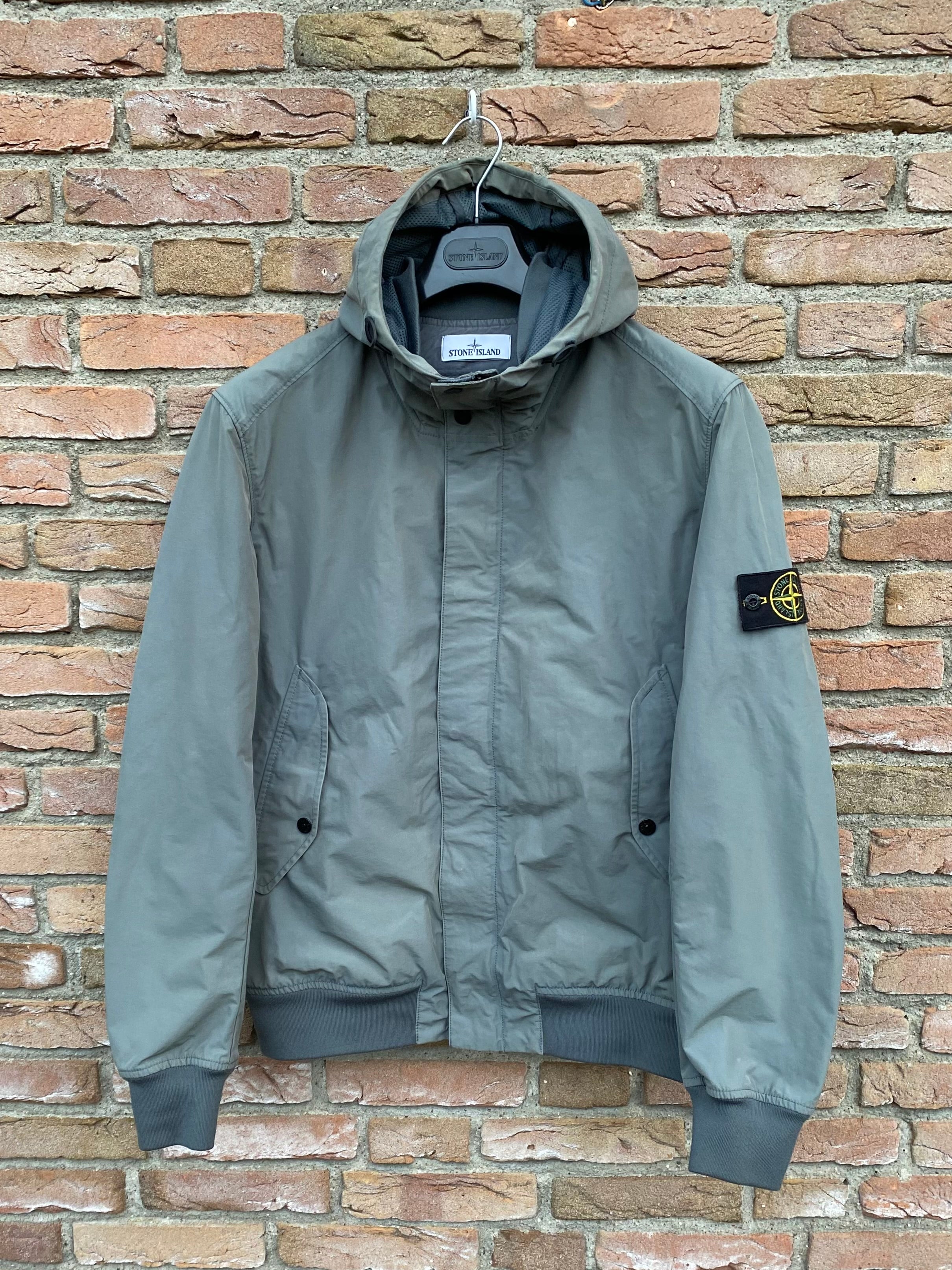 STONE  micro reps グレー　Lサイズ Stone Island Micro Reps Jacke - XL – ebding