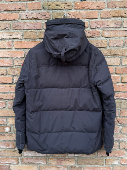 Canada Goose Wyndham Parka - L