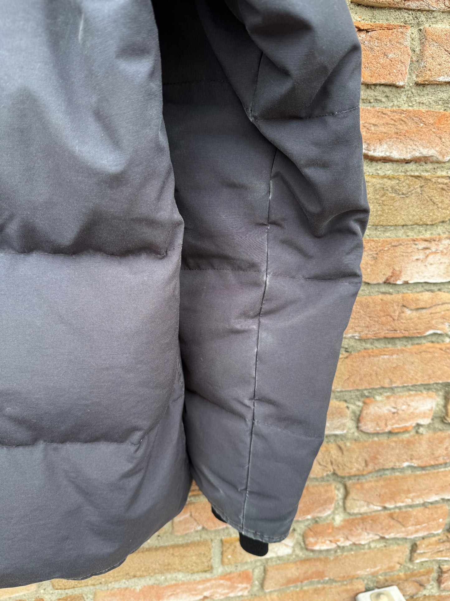 Canada Goose Wyndham Parka - L