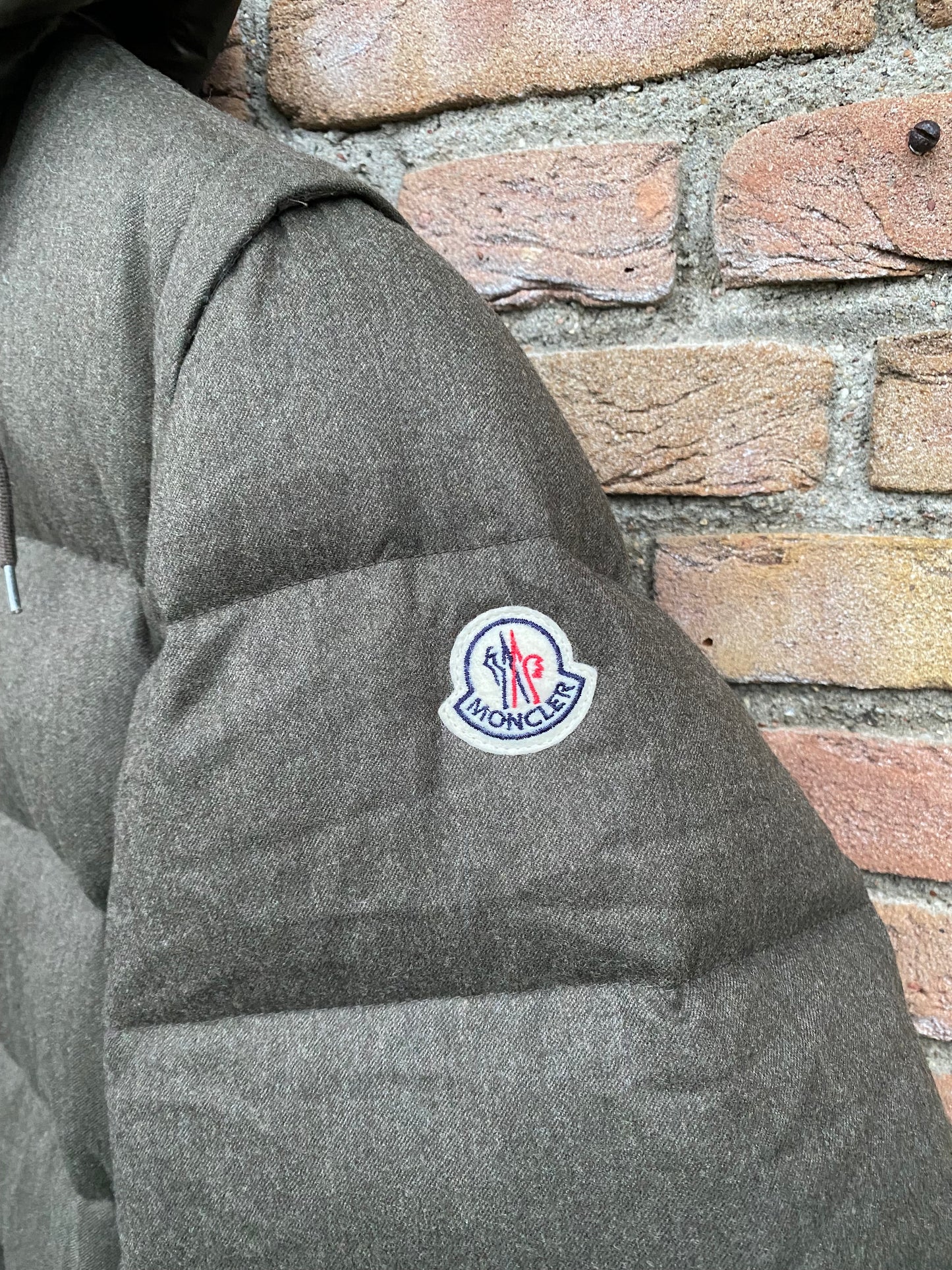 Moncler Hem Daunenjacke - XXL