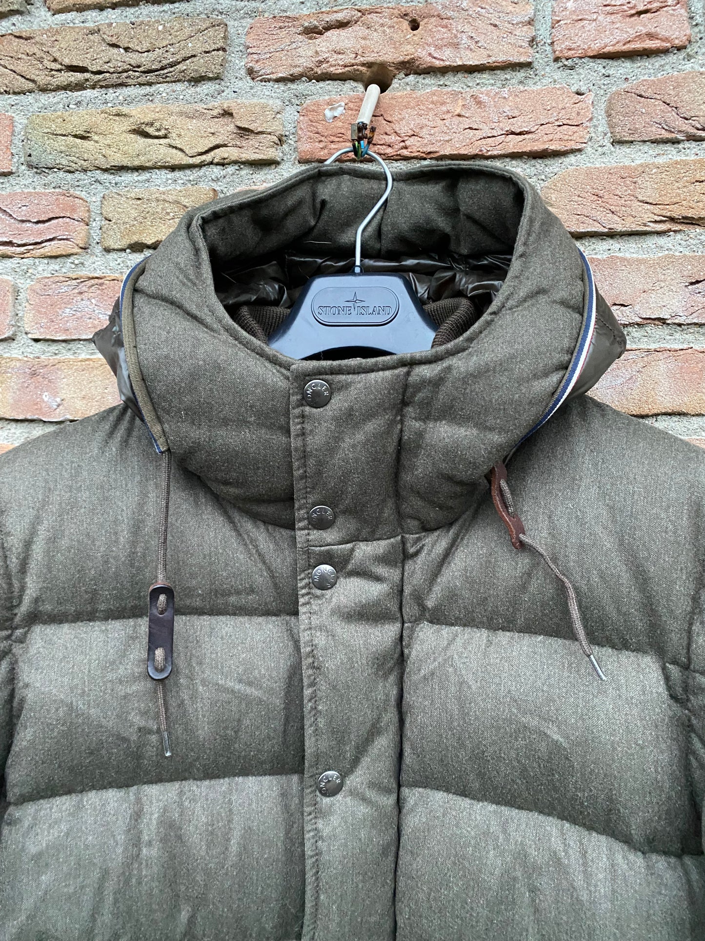 Moncler Hem Daunenjacke - XXL