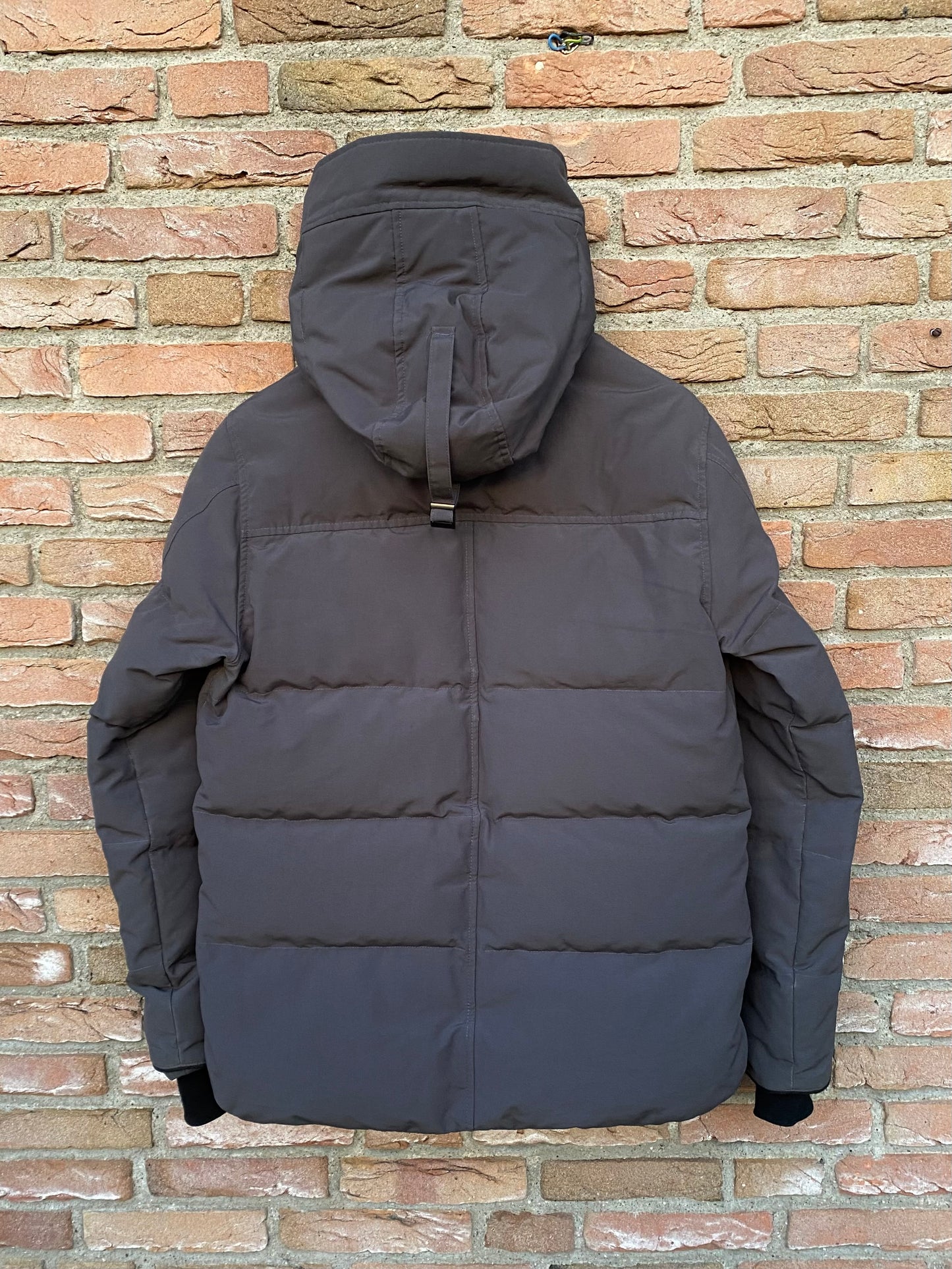 Canada Goose MacMillan Parka - M