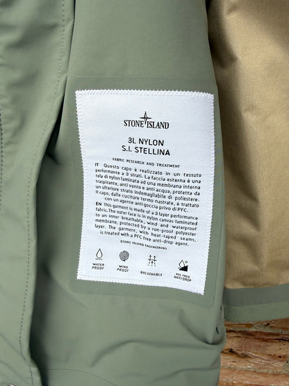 Stone Island 3L Nylon Stellina Jacket - L