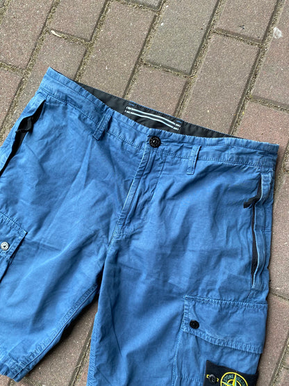 Stone Island Cargo Shorts - W32