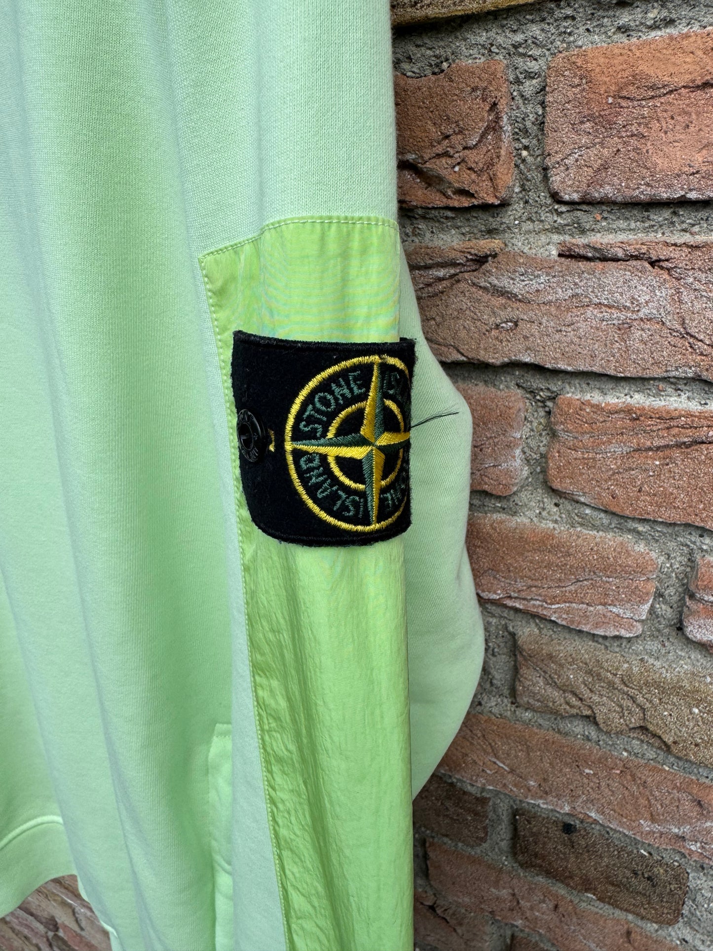 Stone Island Hoodie - L
