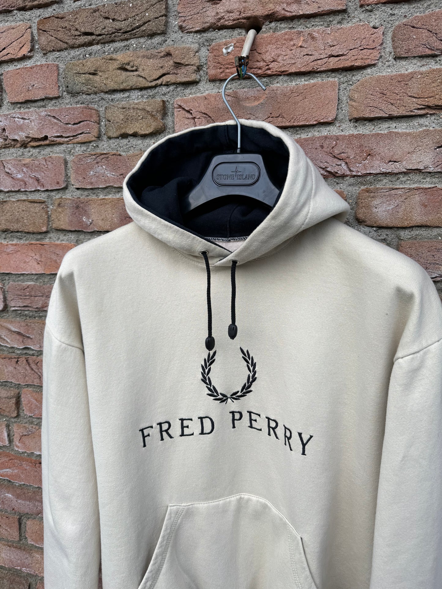 Fred Perry Hoodie - L