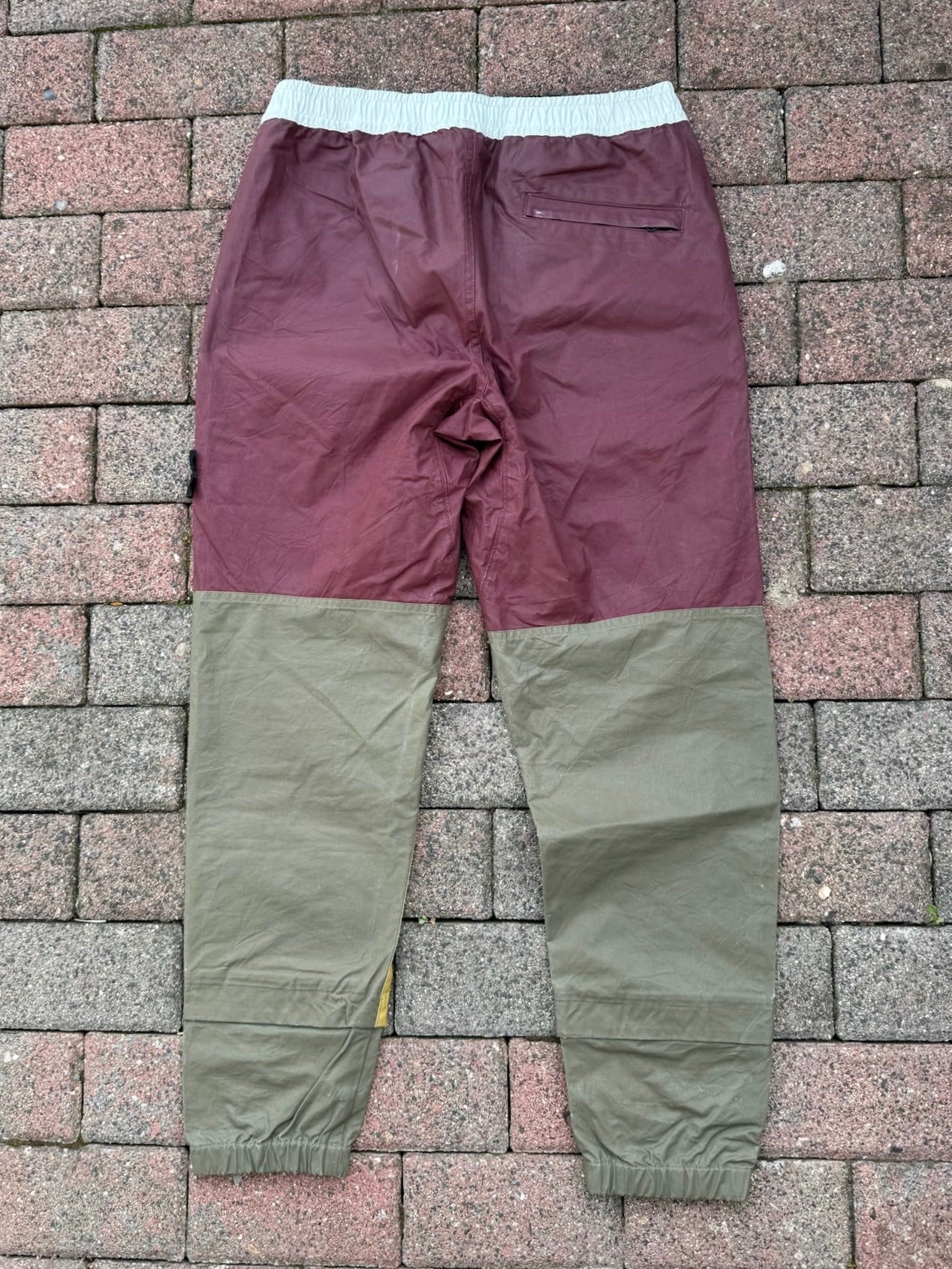 Stone Island Tela Placcata Bicolore Trousers - W32