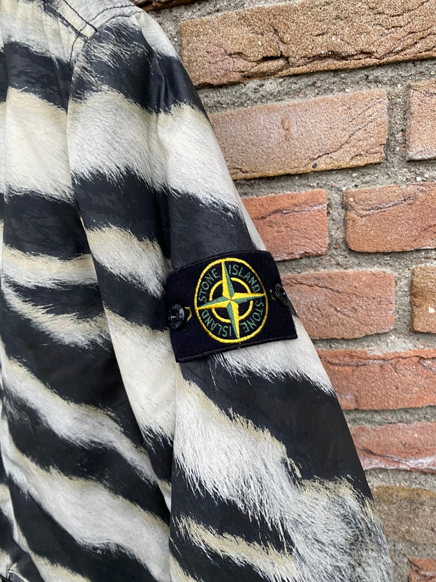 Stone Island White Tiger Camo Jacke - L