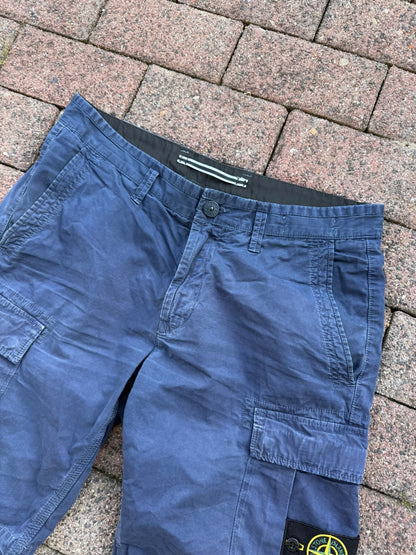Stone Island Cargo Shorts - W32
