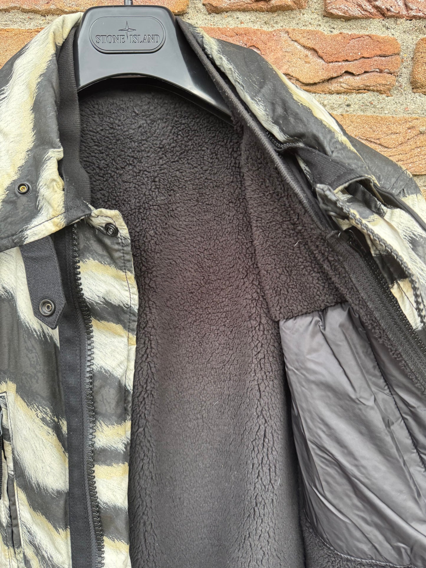 Stone Island White Tiger Camo 50 Fili Primaloft Jacket - M