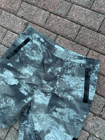 Stone Island Dissolving Grid Camo Nylon Cargo Shorts - W36