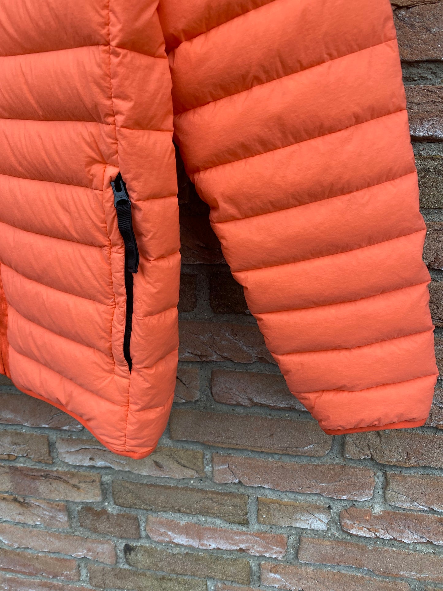 Stone Island Loom Woven Down Chambers Stretch Nylon-TC Jacket - M