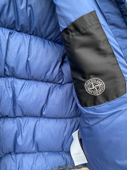 Stone Island Nylon Metal Daunenjacke - M