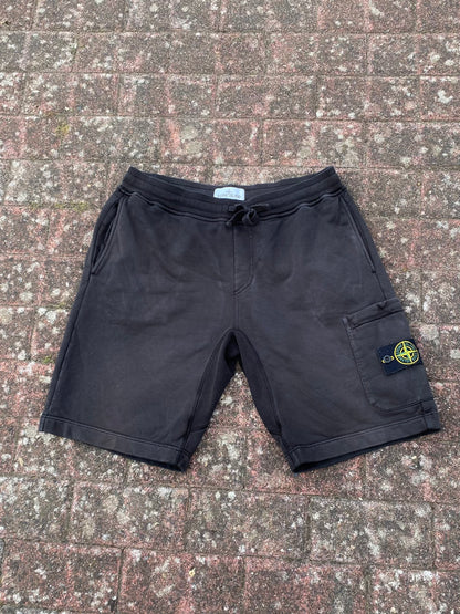 Stone Island Shorts - L