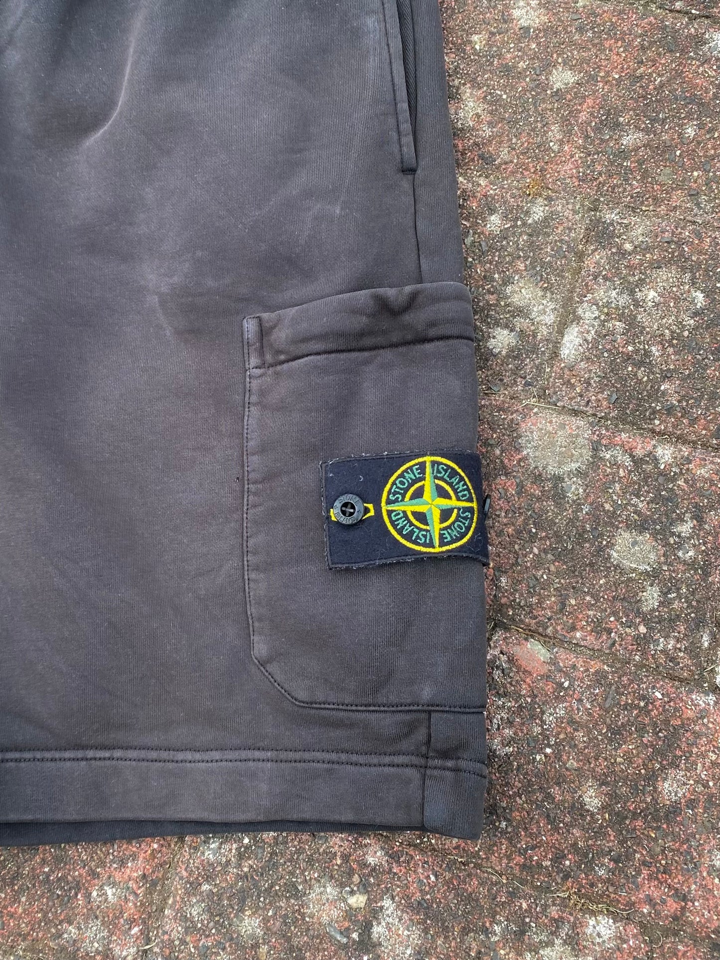 Stone Island Shorts - L