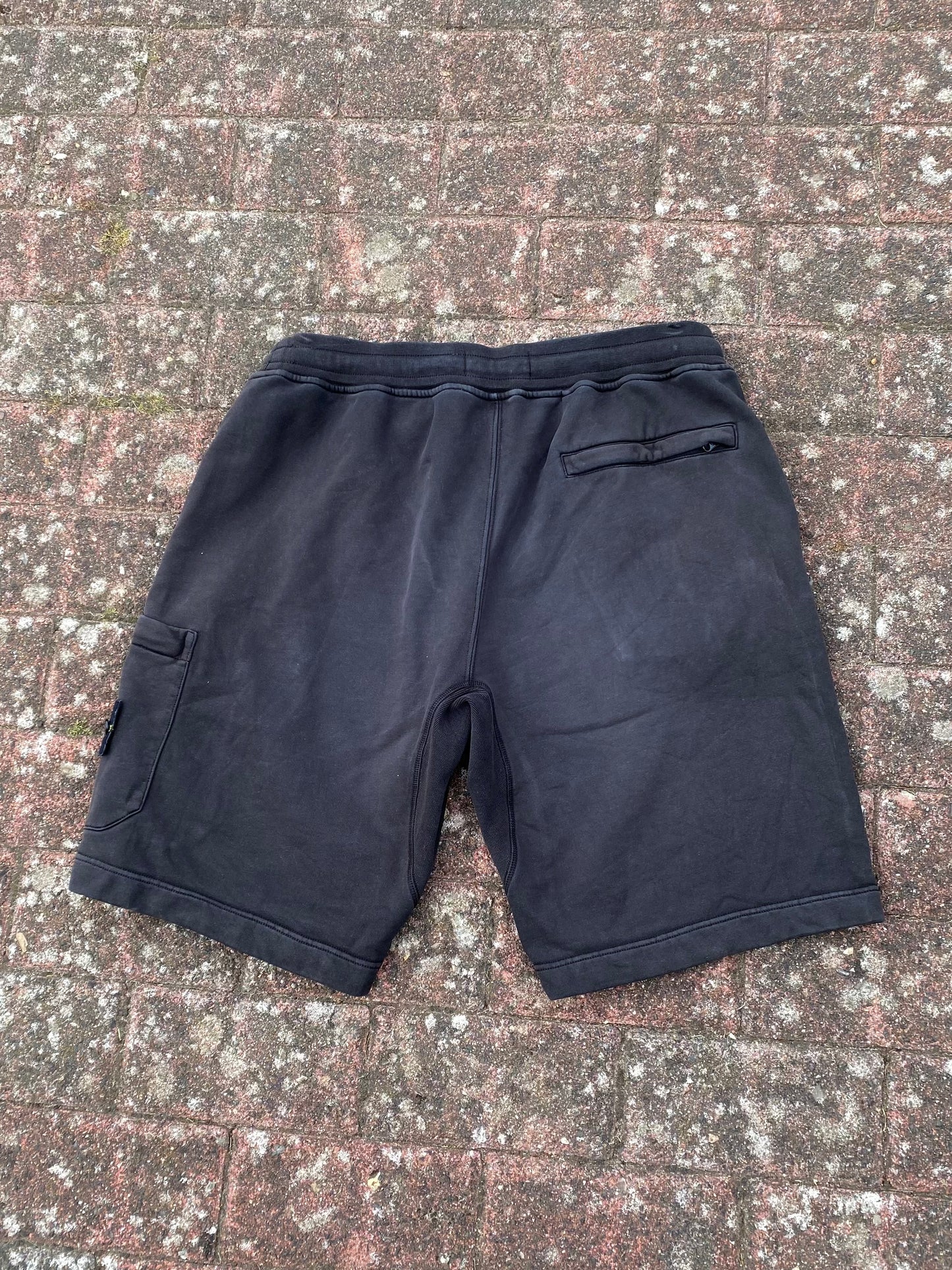 Stone Island Shorts - L