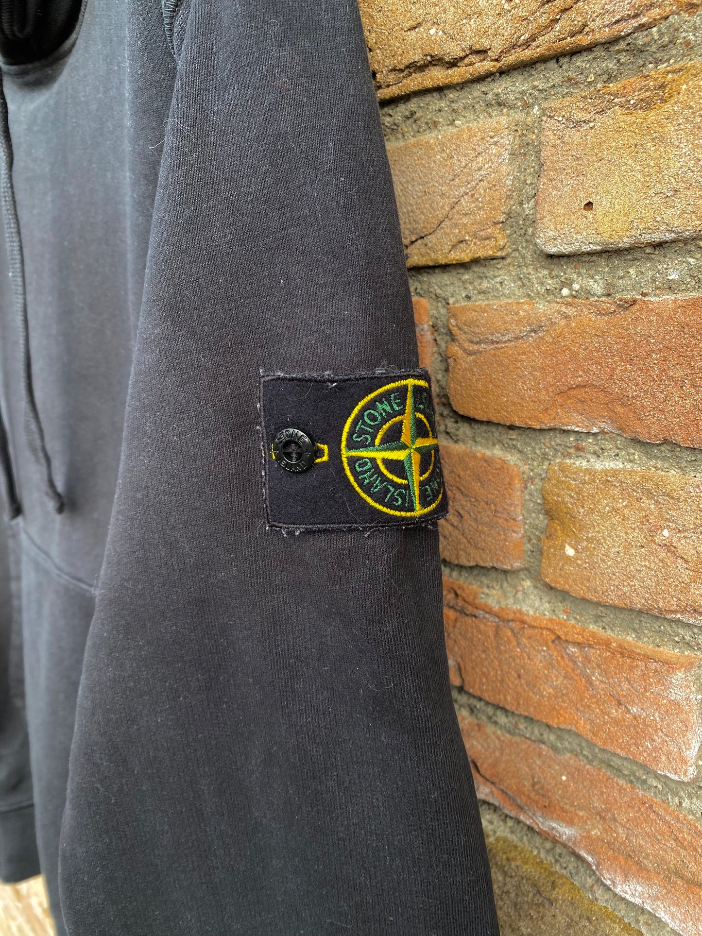 Stone Island Hoodie - L