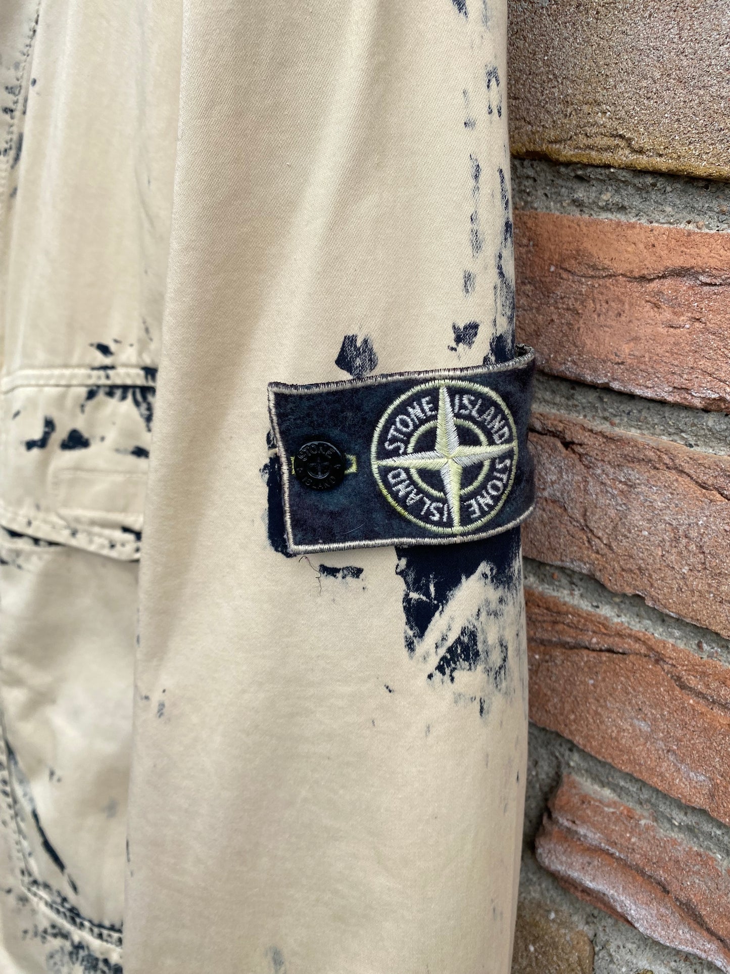 Stone Island Hand Corrosion on Raso Jacke - XL