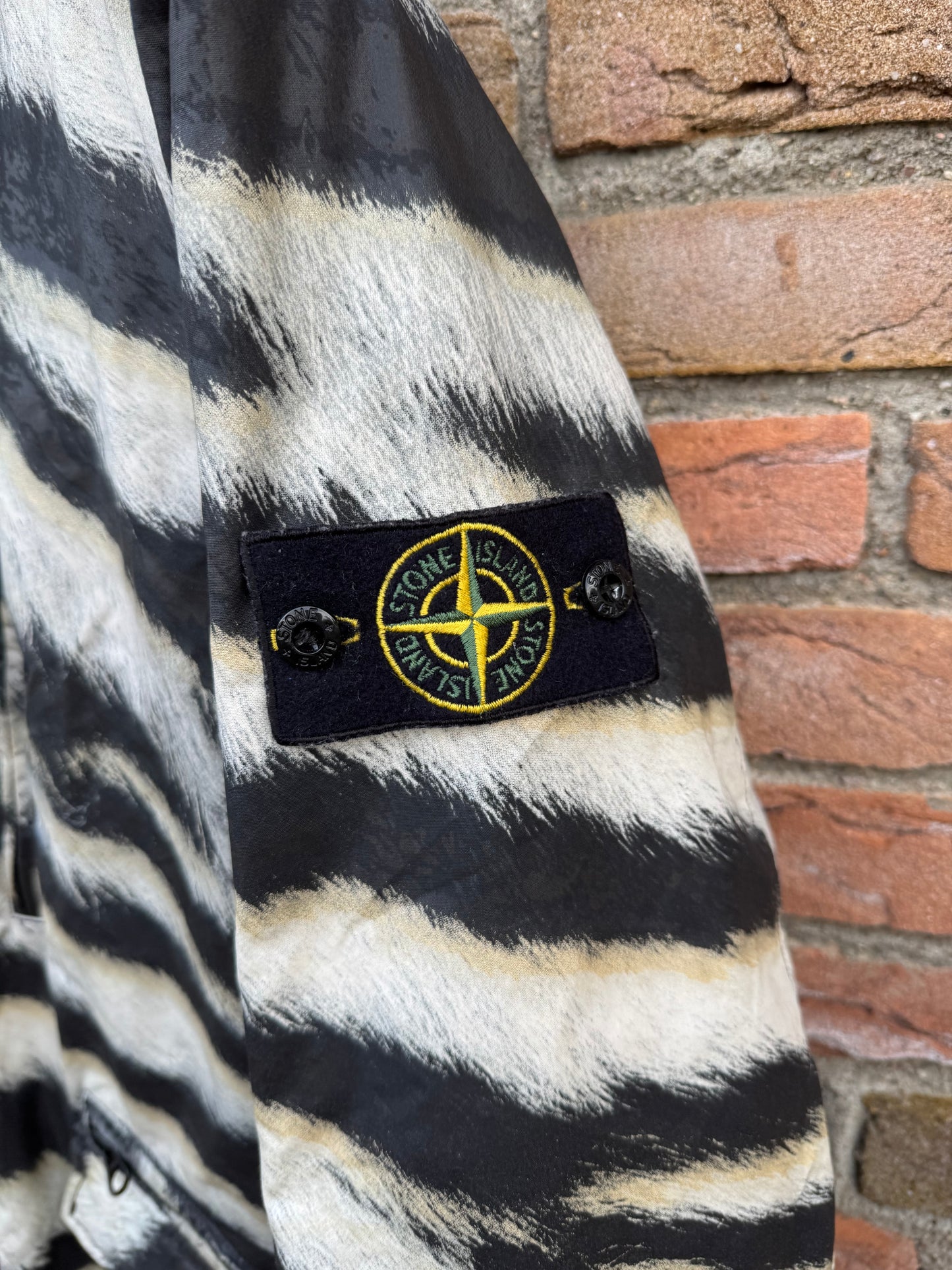 Stone Island White Tiger Camo 50 Fili Primaloft Jacket - M