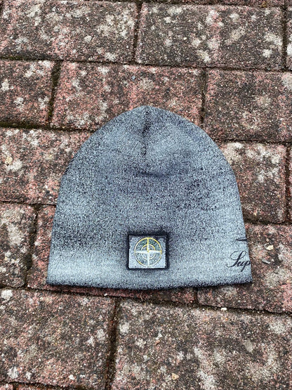 Stone Island x Supreme Reflective Beanie