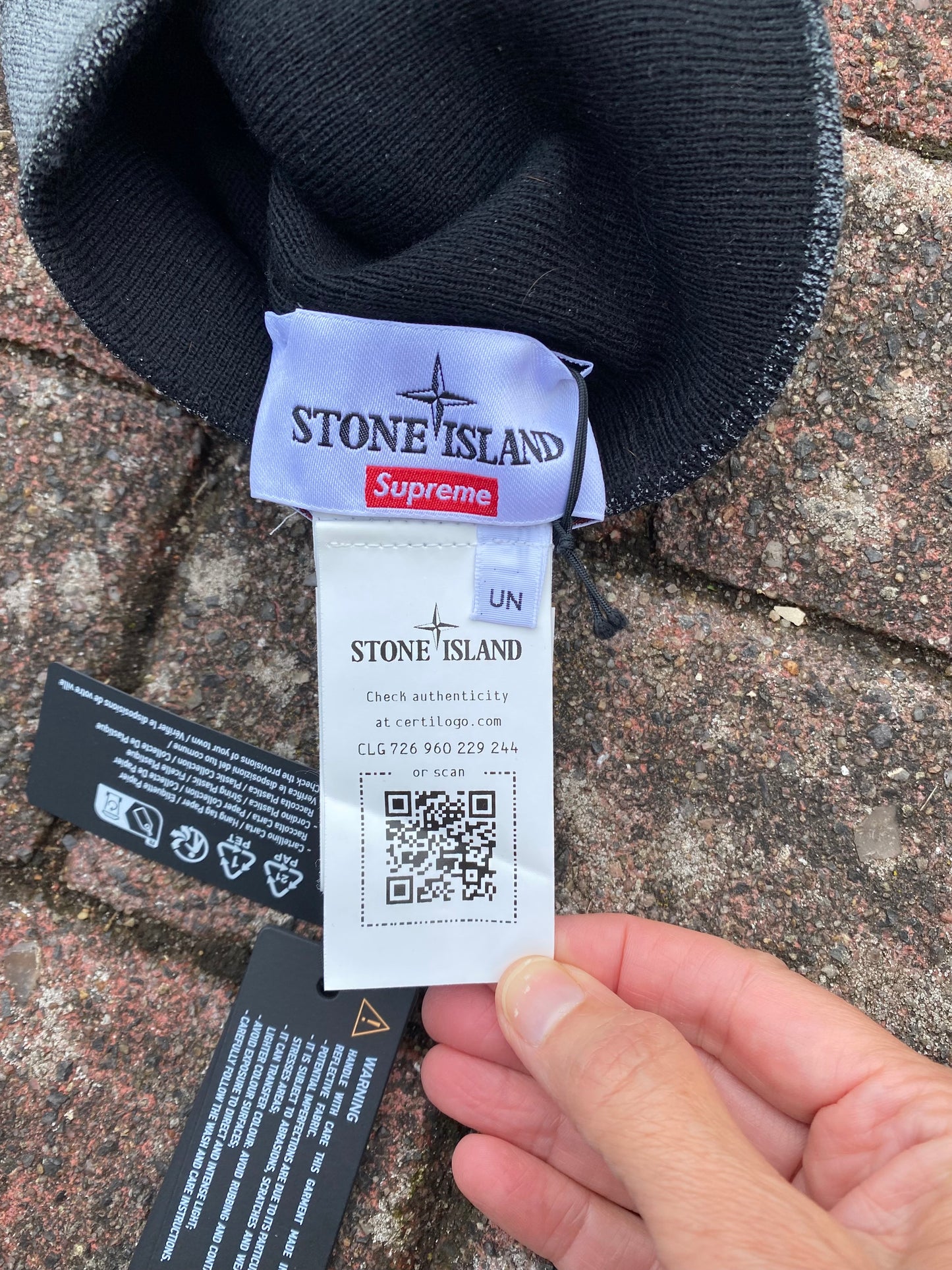 Stone Island x Supreme Reflective Beanie