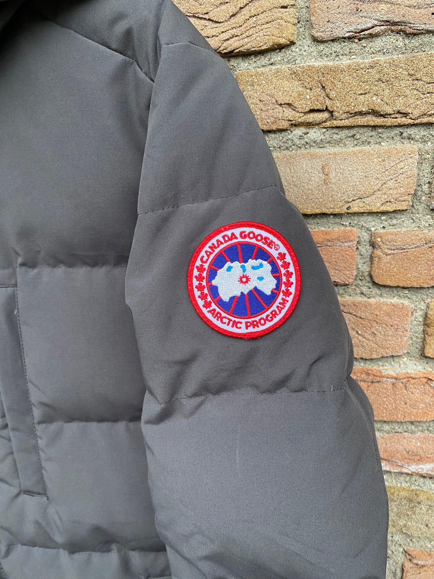 Canada Goose Carson Parka - M