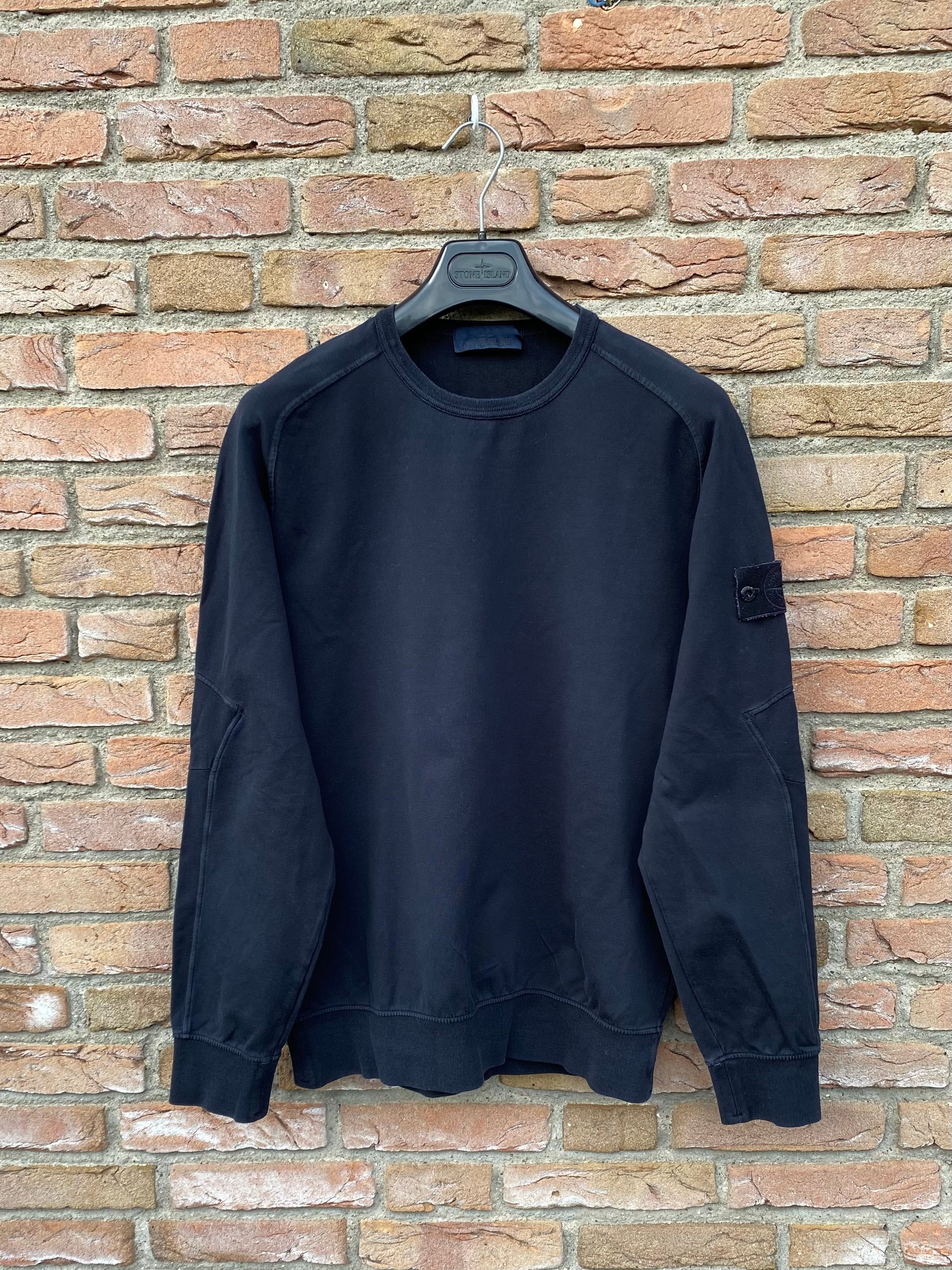 Stone Island Ghost Sweatshirt - M – ebding Stone Island Ghost Sweatshirt - M – ebding