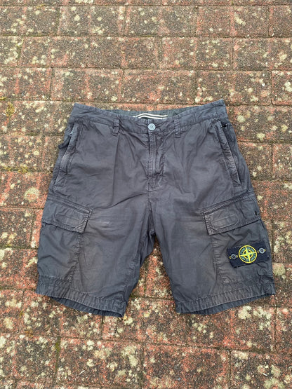 Stone Island Cargo Shorts - W30