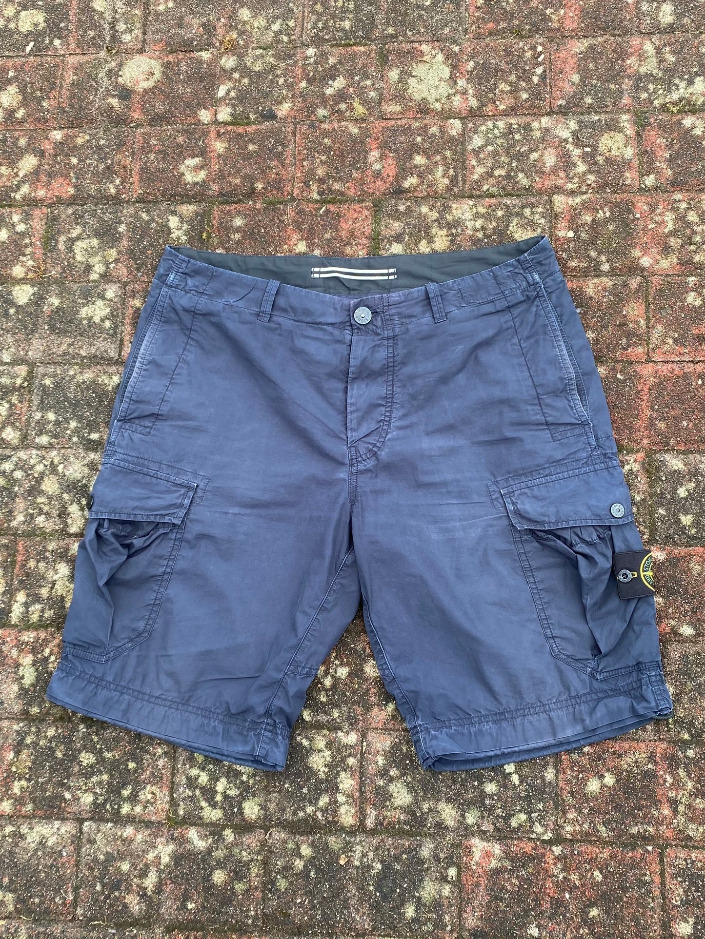 Stone Island Cargo Shorts - W33