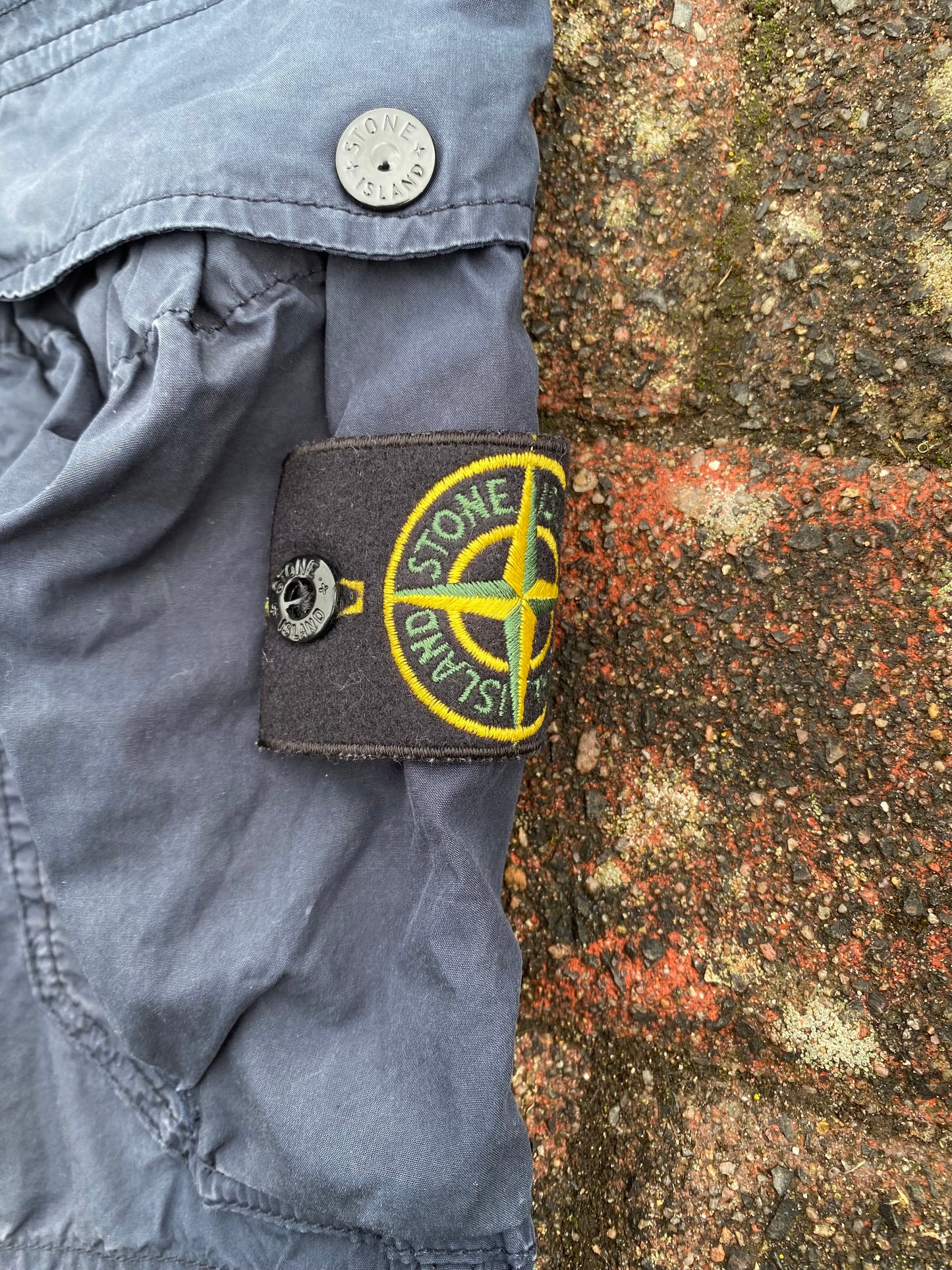 Stone Island Cargo Shorts - W33