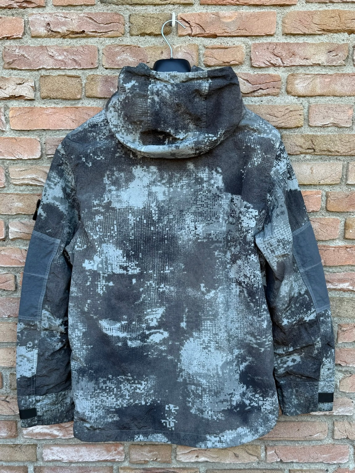 Stone Island Dissolving Grid Camo Jacket - M