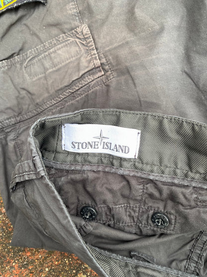 Stone Island Cargo Shorts - W30