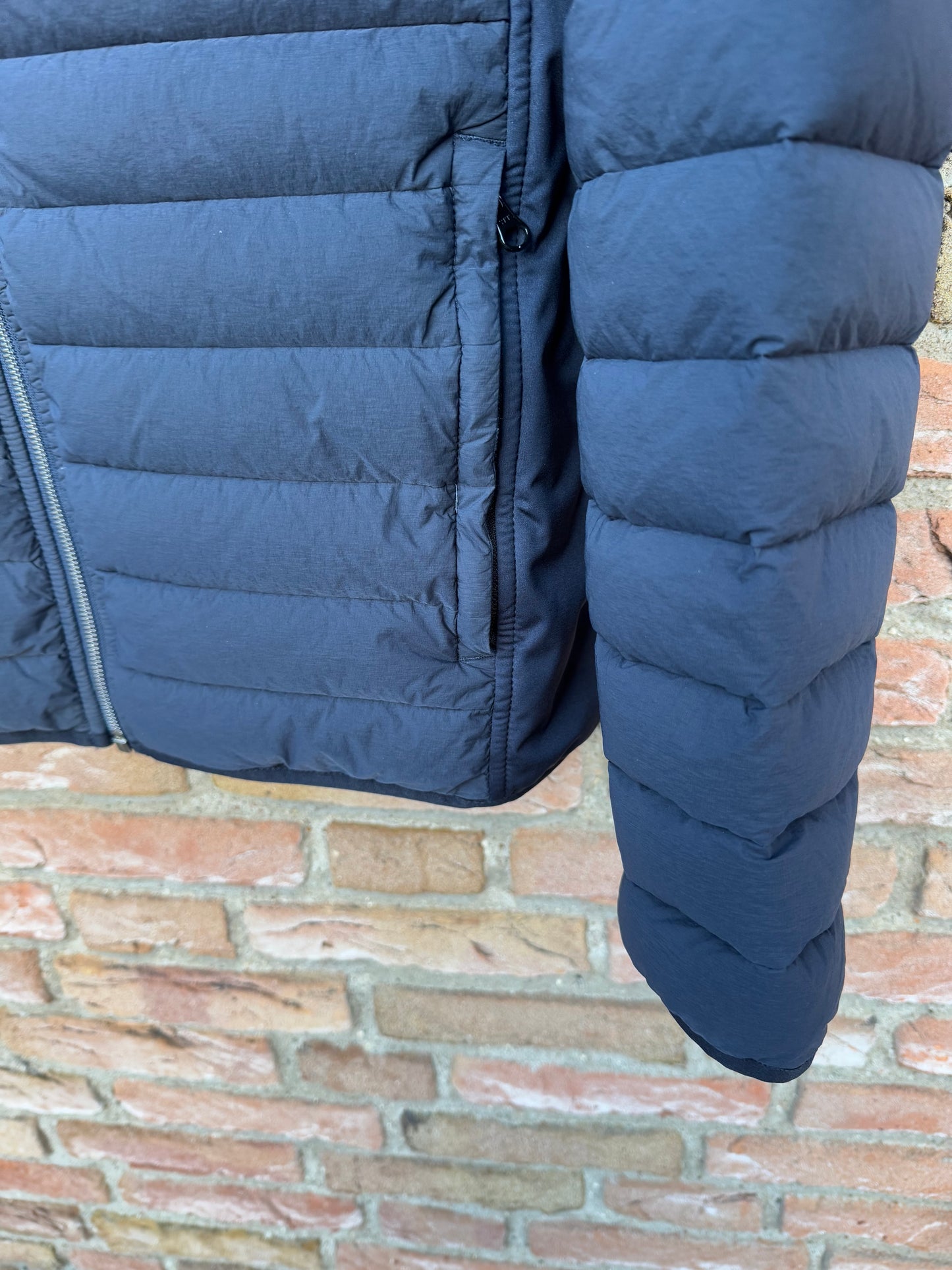 Stone Island Loom Woven Down Chambers Stretch Nylon-TC Jacket - S