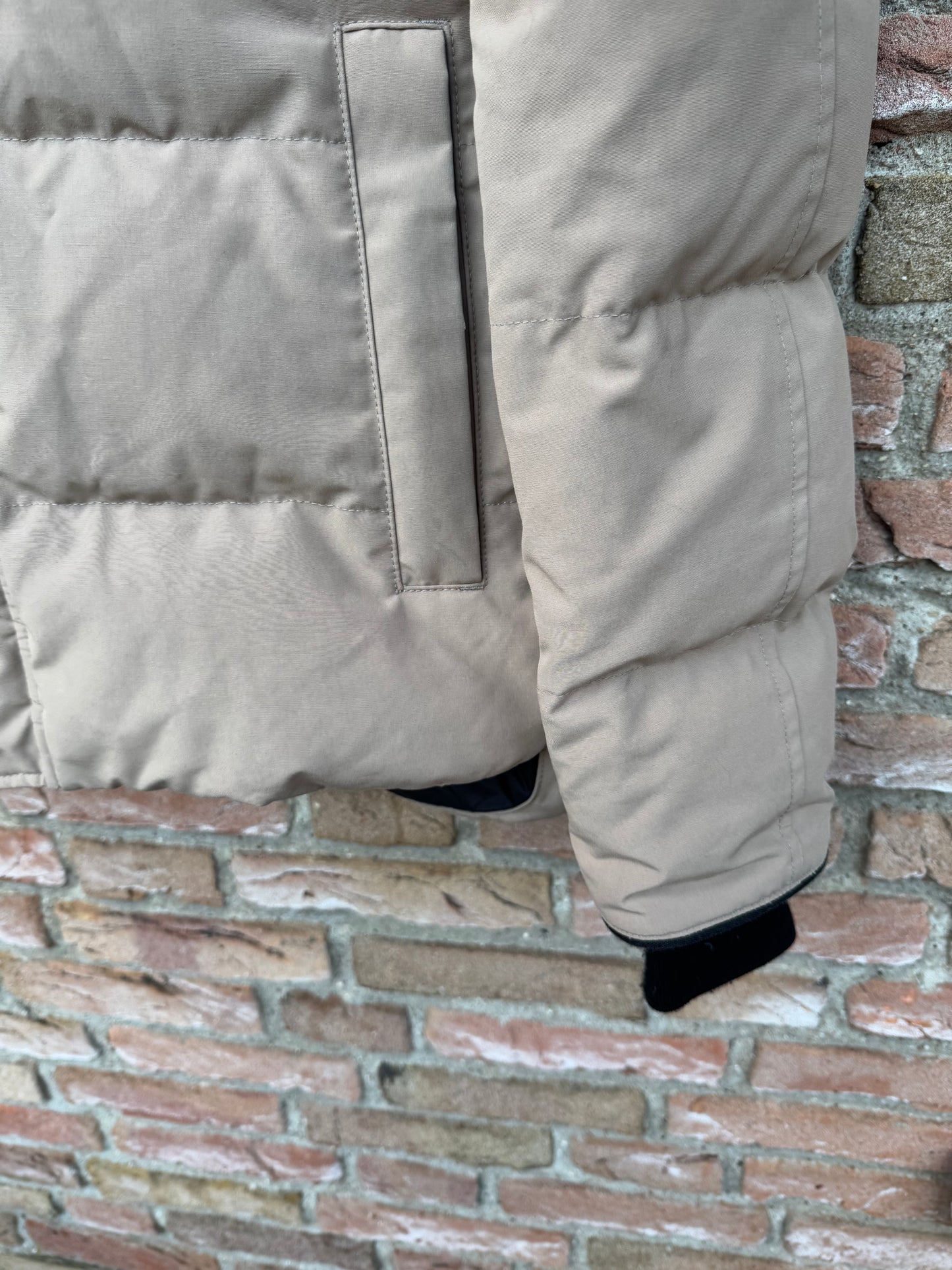 Canada Goose MacMillan Parka - XS