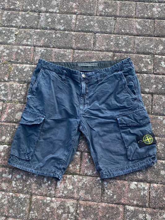 Stone Island Cargo Shorts - W36