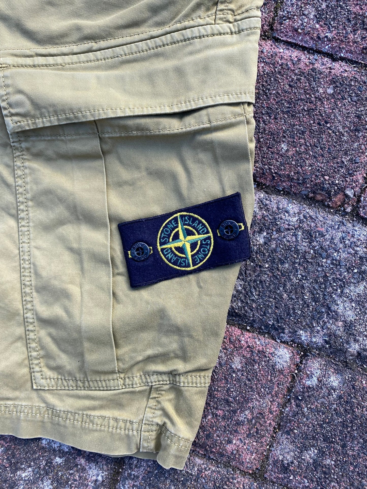 Stone Island Cargo Shorts - W36