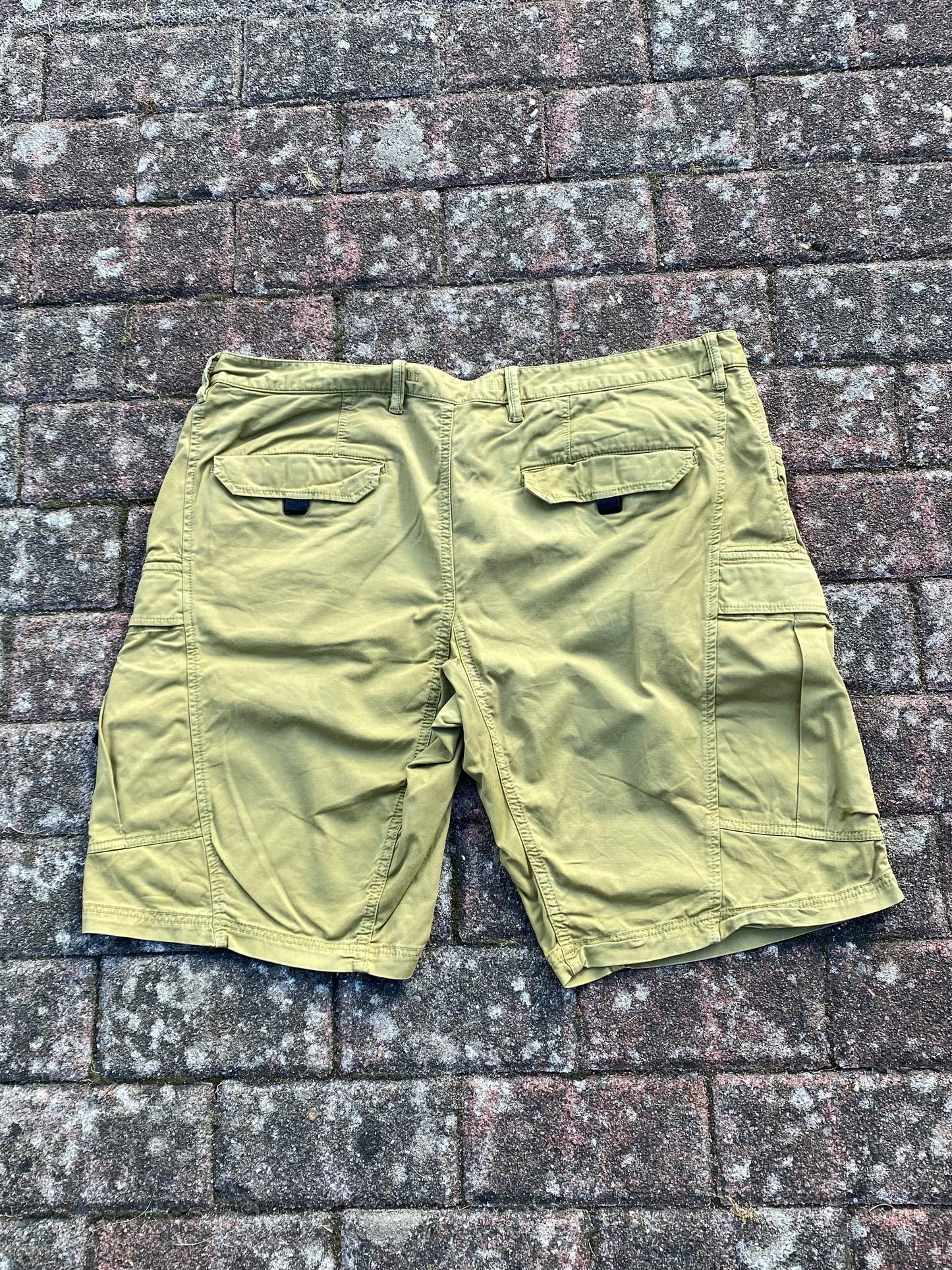 Stone Island Cargo Shorts - W36