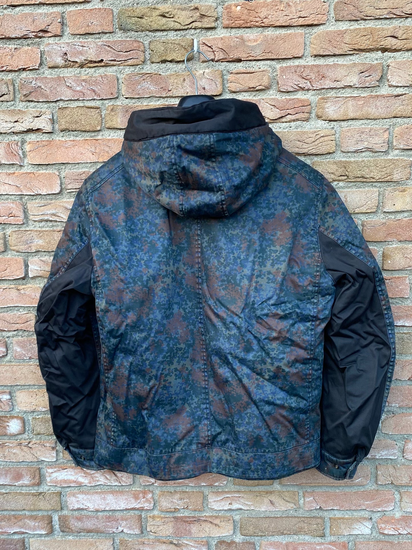 Stone Island Raso Camo Print Jacke - XL