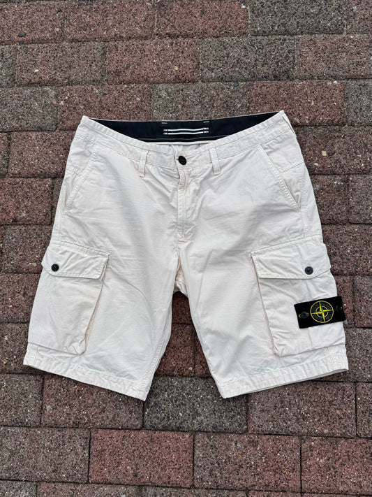 Stone Island Cargo Shorts - W33