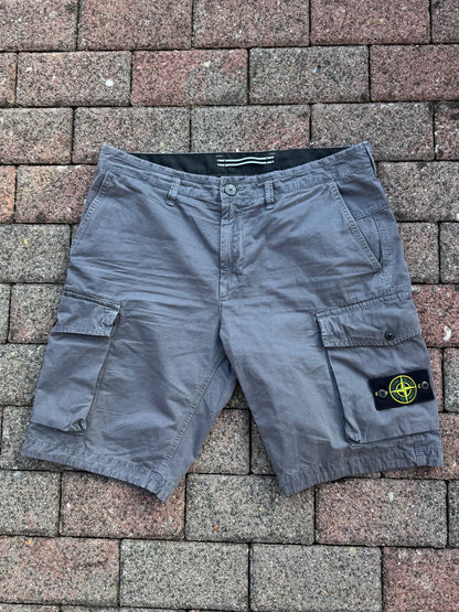 Stone Island Cargo Shorts - W33