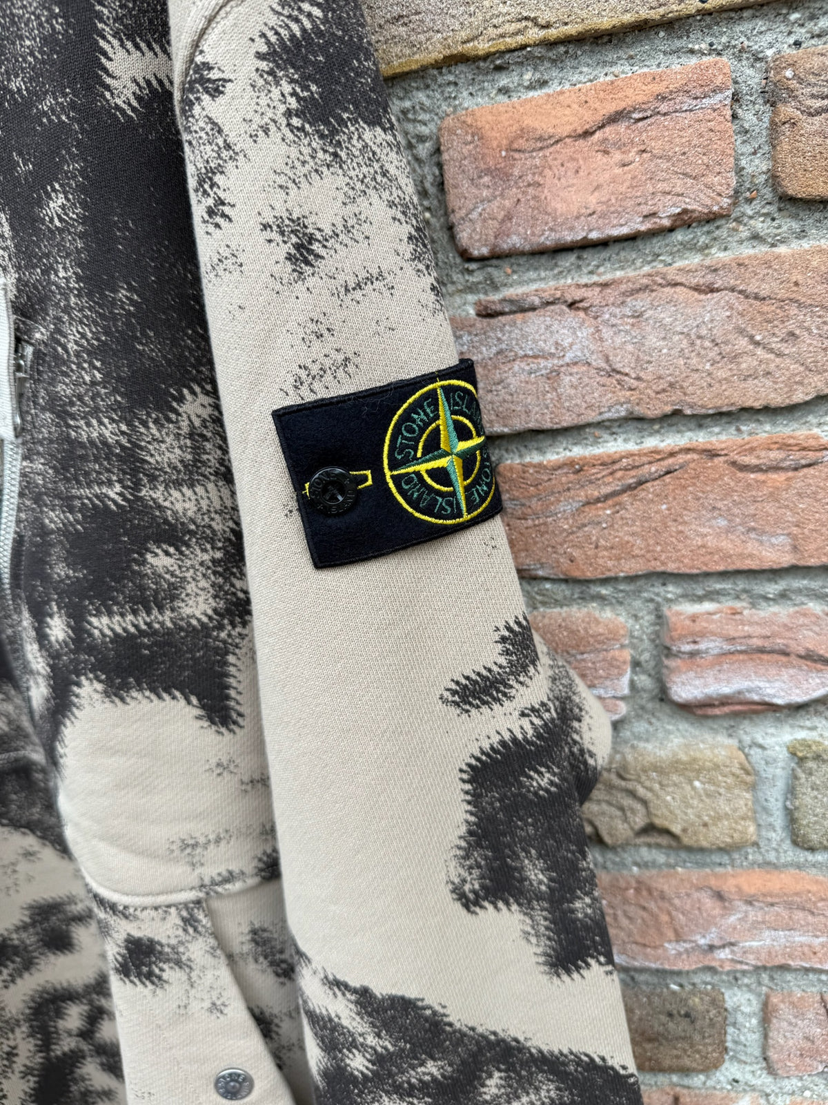 Stone Island Earth Mapping Camo Zip Sweatshirt - L